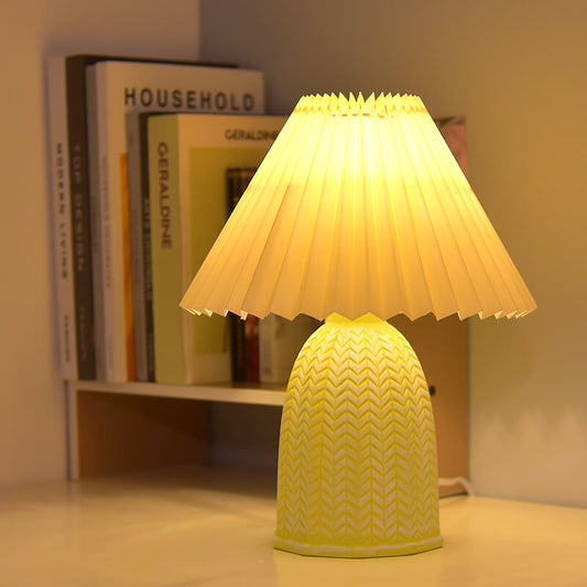 Vintage Pleated Fan Table Lamp