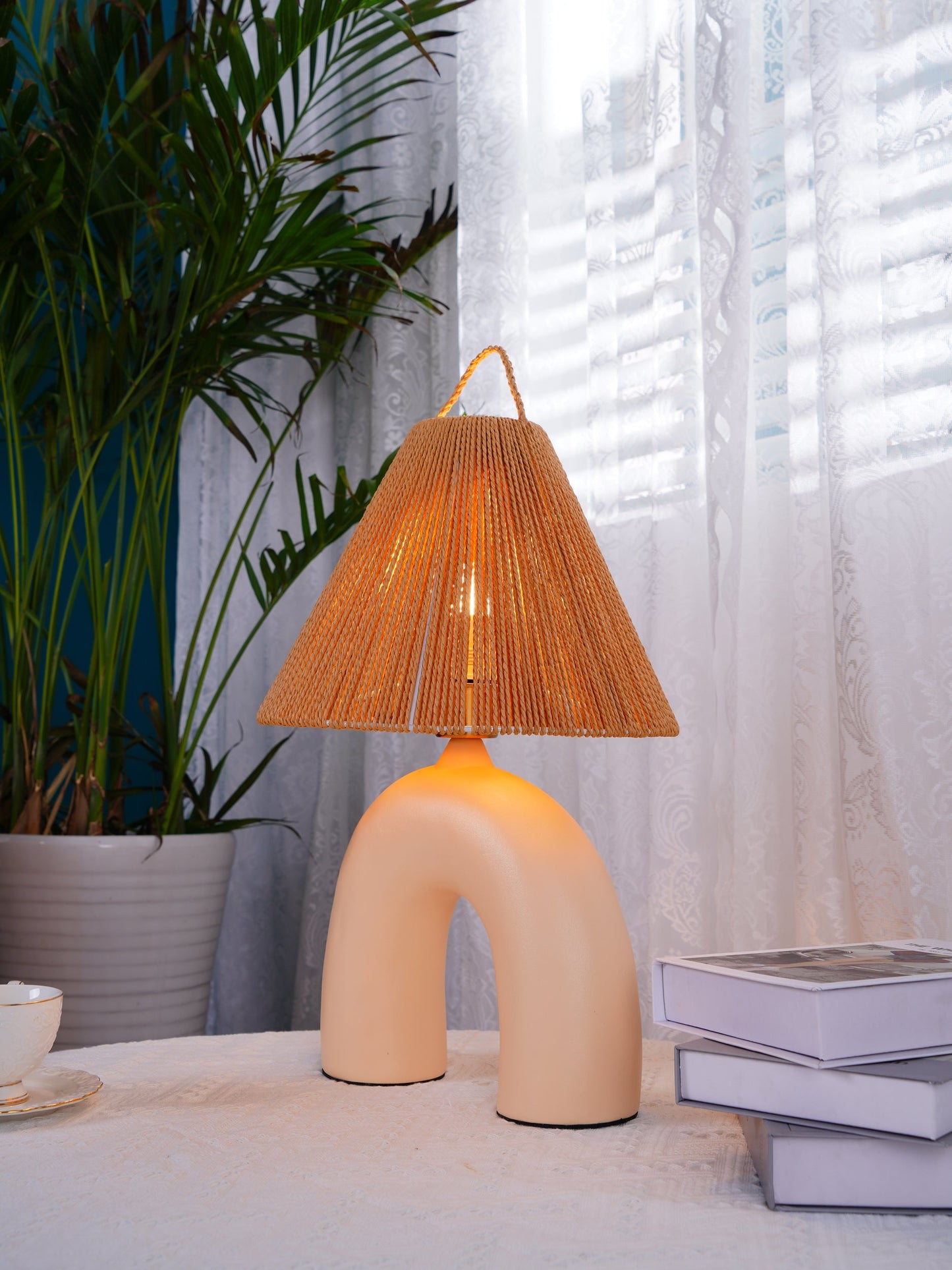 Volta Table Light