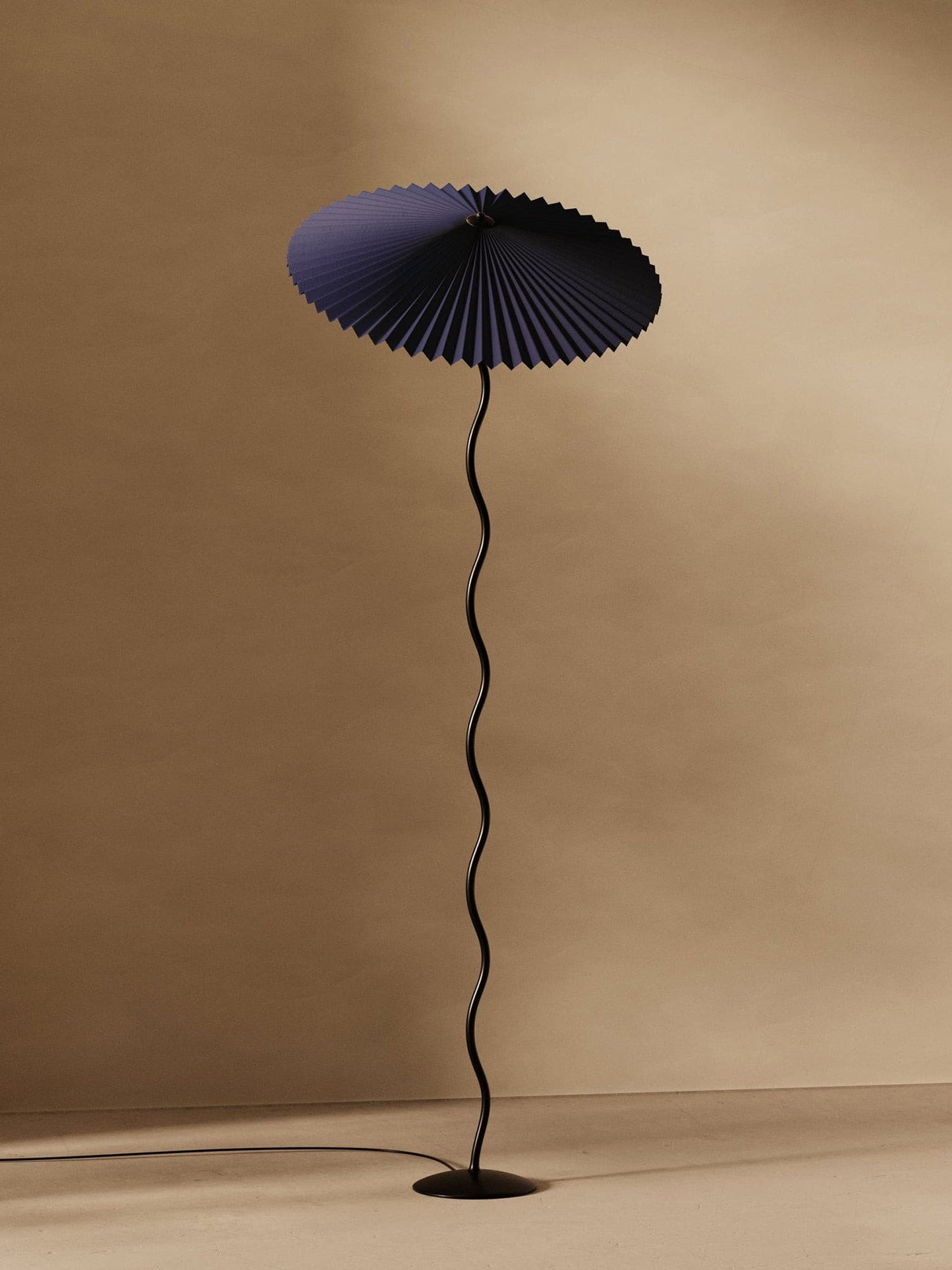 Wiggly Pleated Floor Lamp