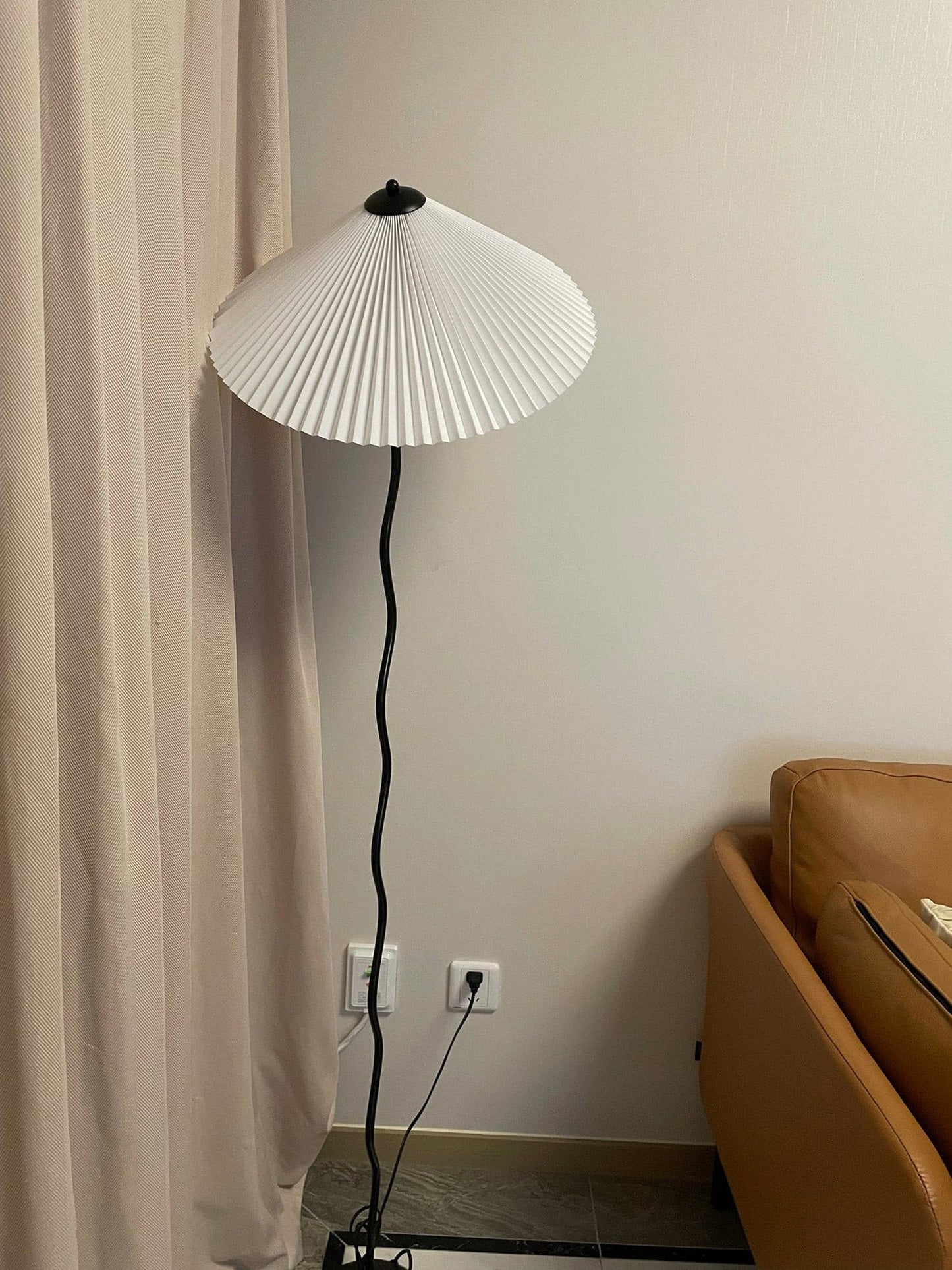 Wiggly Pleated Floor Lamp