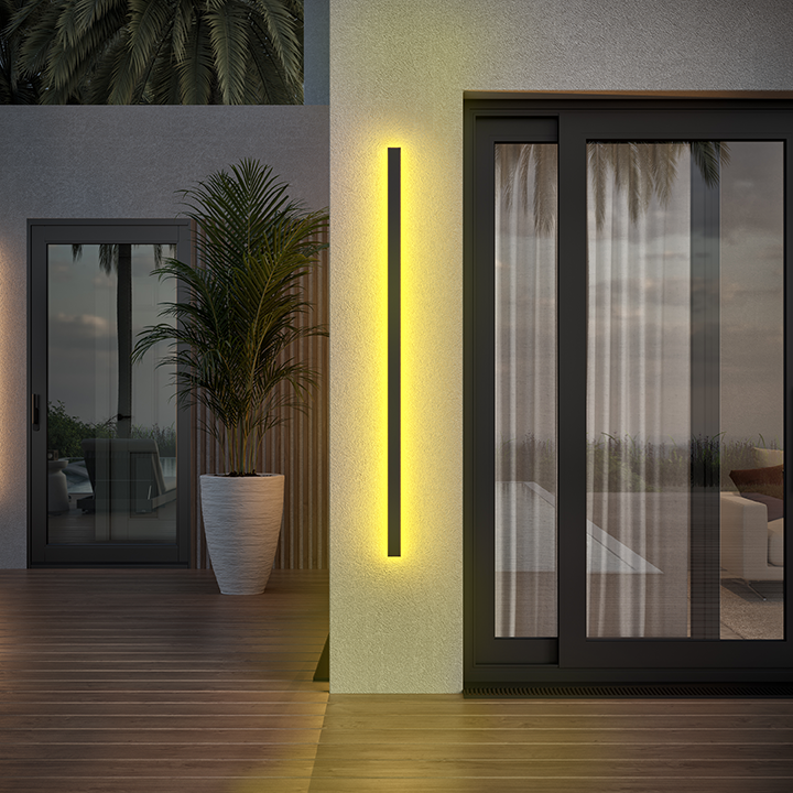 Svelte Smart Outdoor Wall Lamp