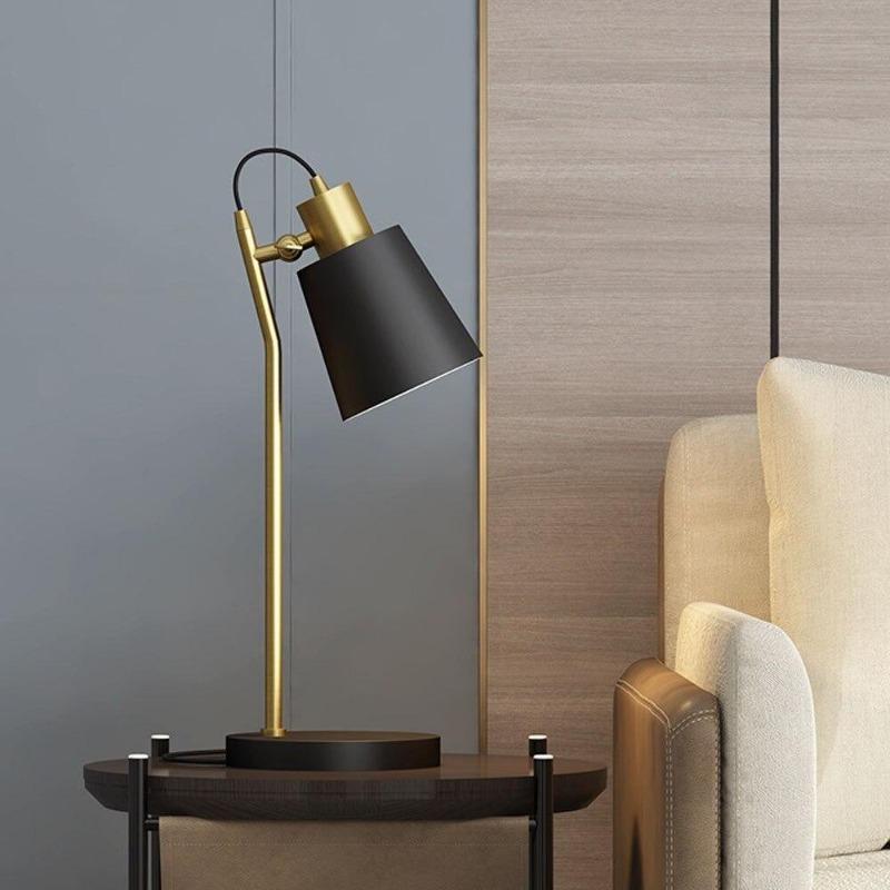 Ostras Sleek Ostras Table Lamp