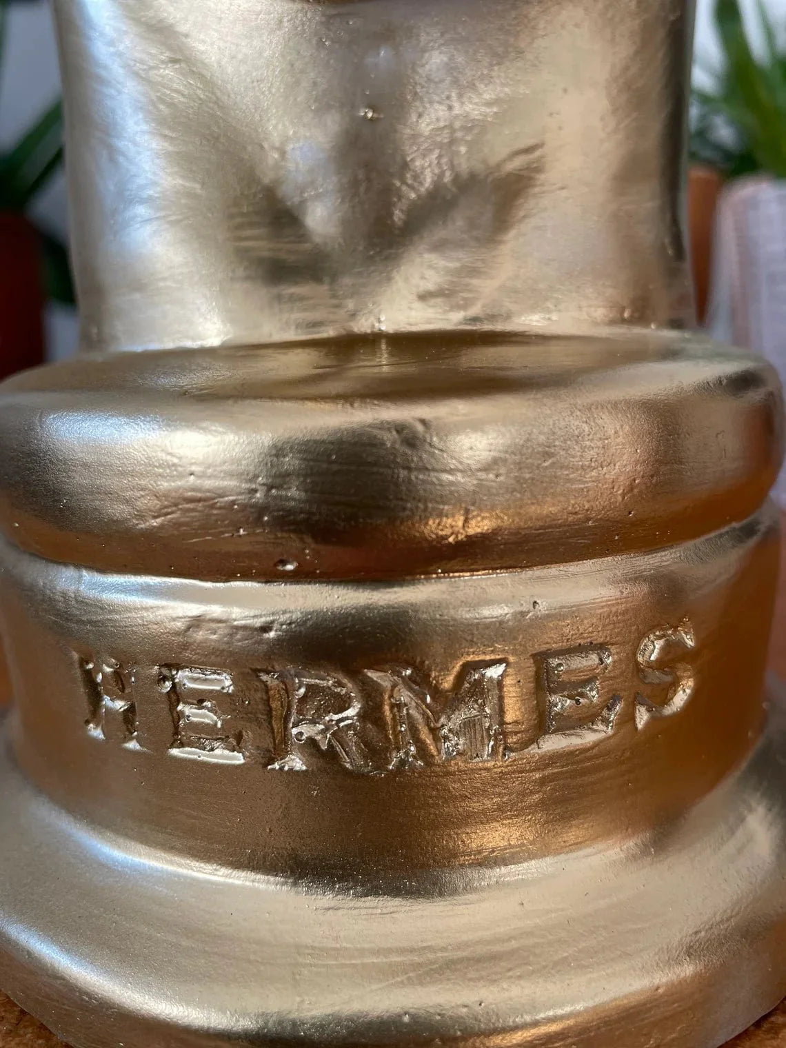 Hermes Gold with White Sculpture