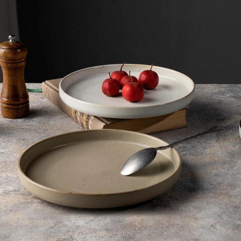 Lluidas Elegant Stoneware Plate