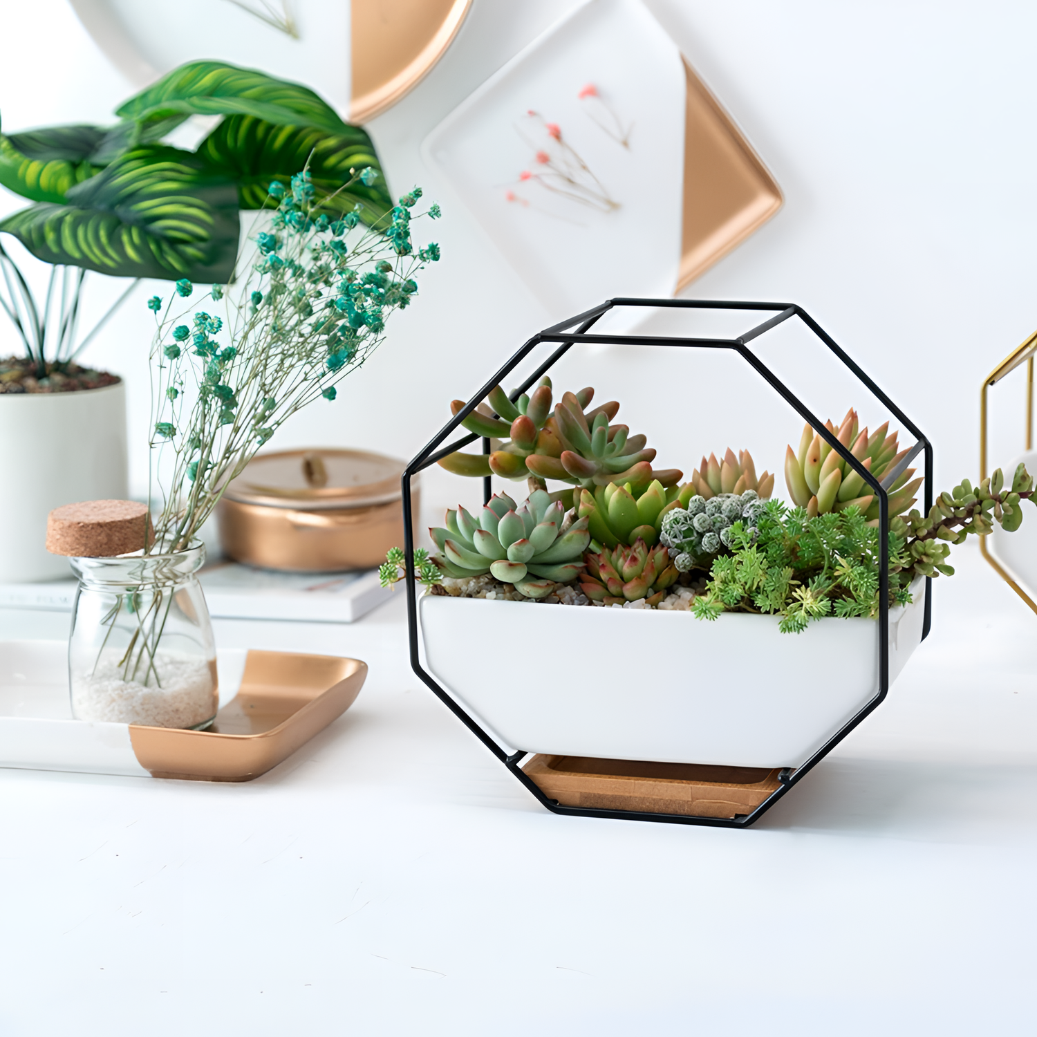 Ayla Geometric Iron Ceramic Planter | Planters | NordicAbode.com