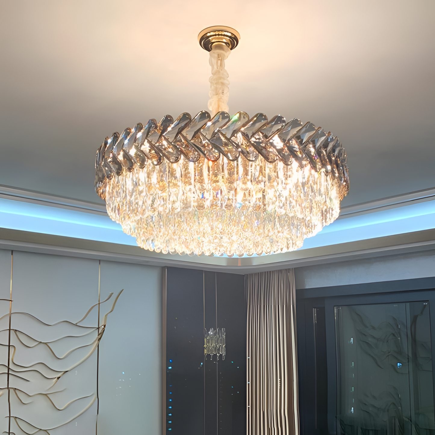 Ronde Luxurious Black Crystal Chandelier | Lighting | NordicAbode.com