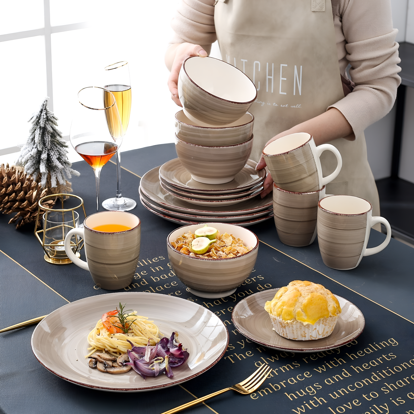 Bella-C 16-Piece Porcelain Dinner Set | Dinnerware | NordicAbode.com