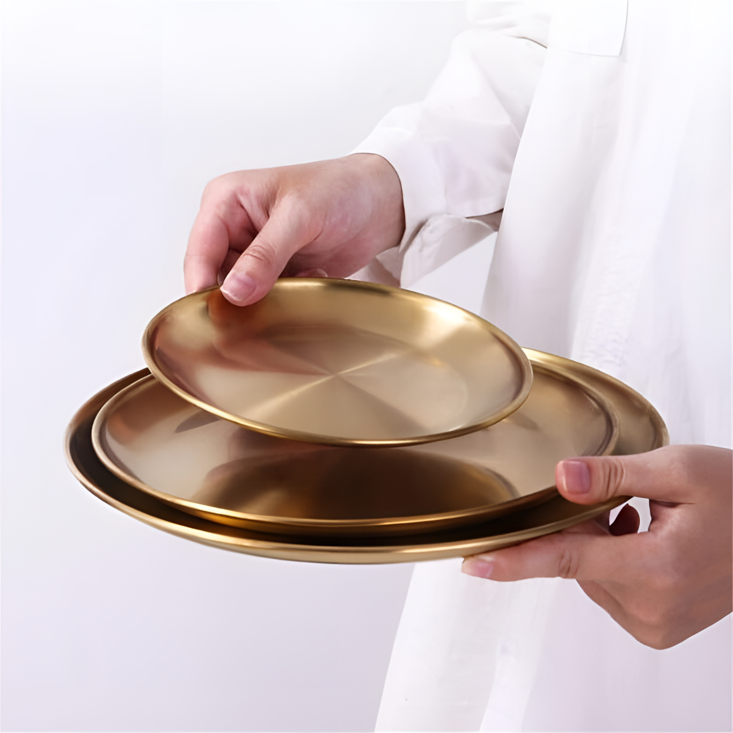 Golden Luxury Gold Dinner Plates | Tableware | NordicAbode.com