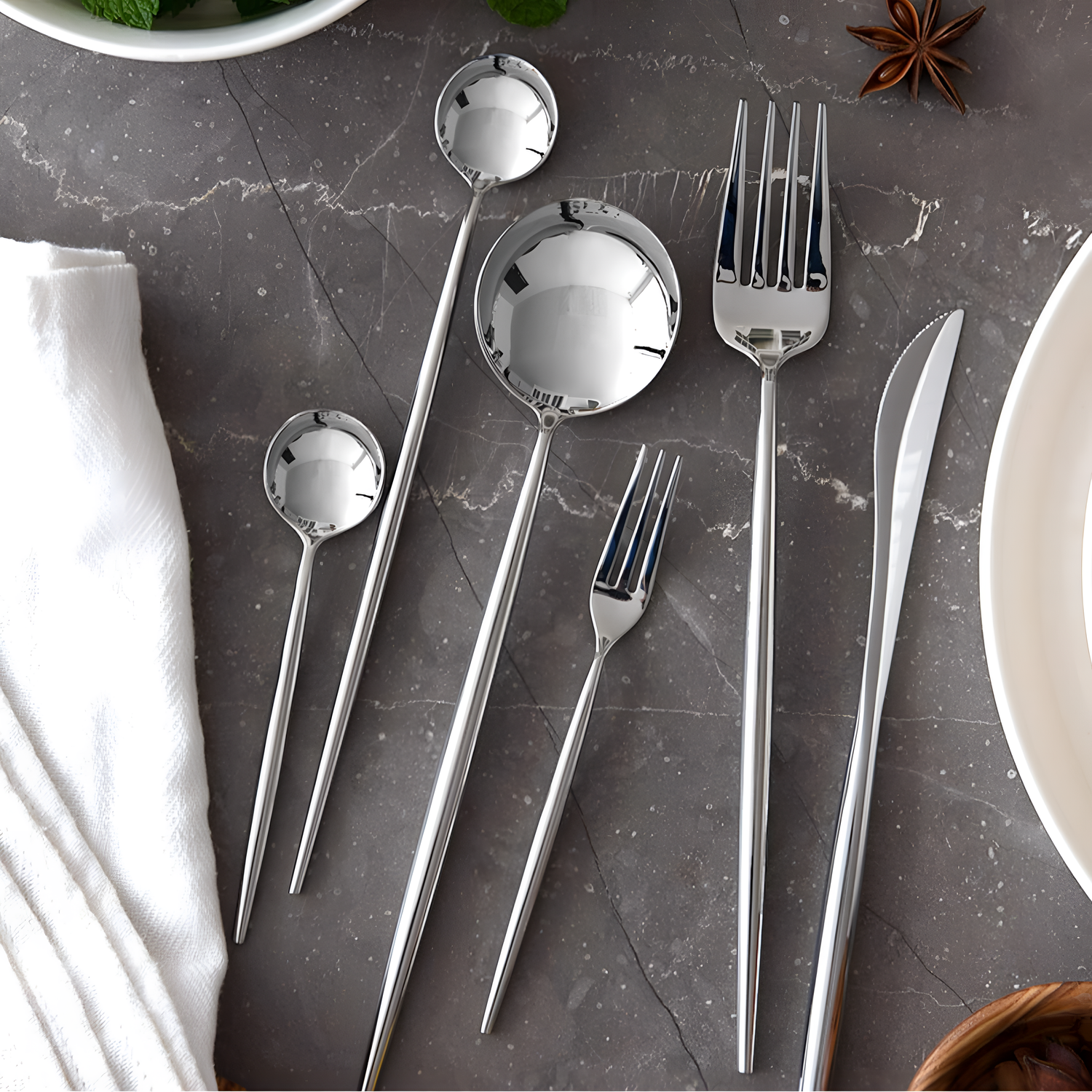 4 Silver Cutlery Set - Mirror Finish | Dining Essentials | NordicAbode.com