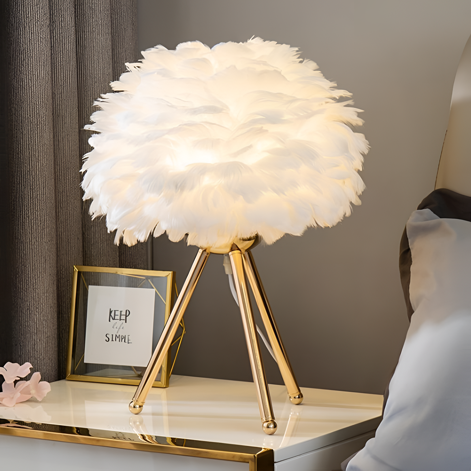 Modern Feather Table Lamp - Romantic Elegance | Lighting | NordicAbode.com