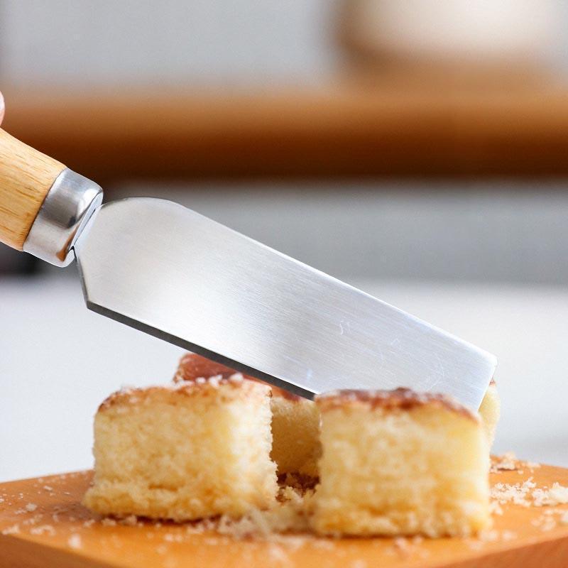 Tiny Wooden Handle Cheese Knives