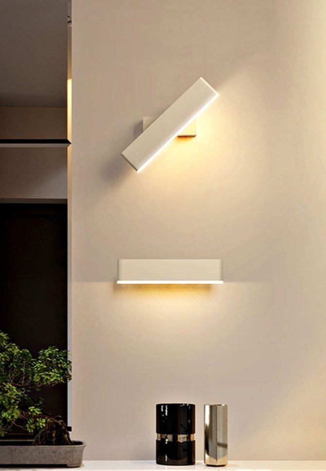 Modern Rotating Wall Lamp