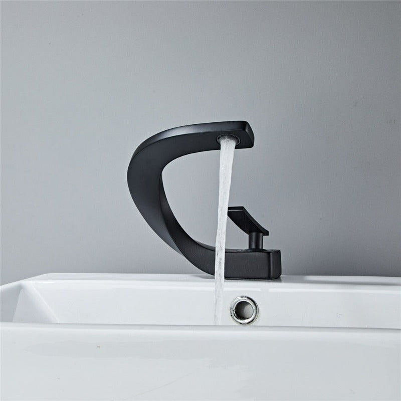 Vern - Curved Bathroom Faucet