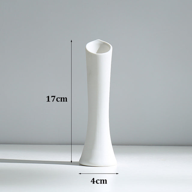 White Ceramic Nordic Flower Vase