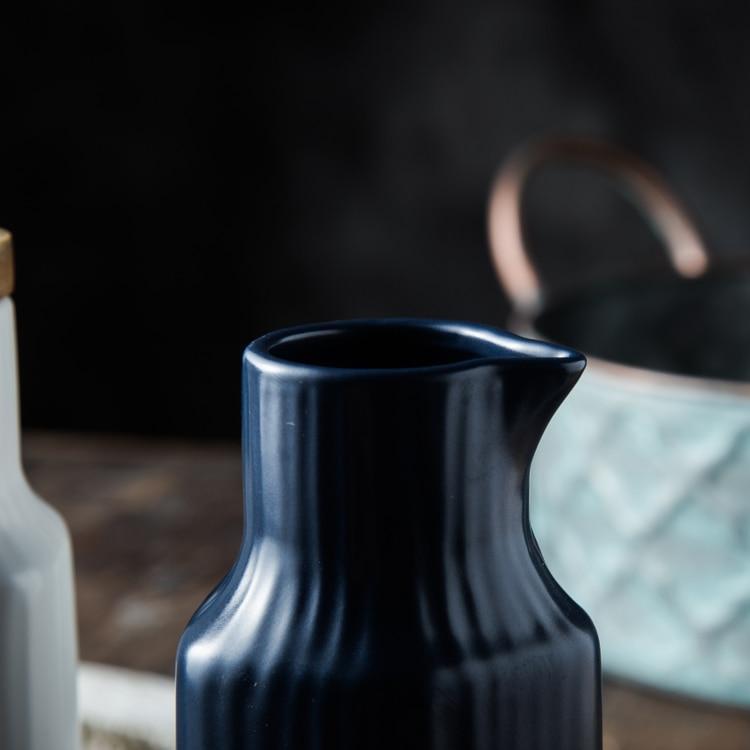 Anette - Matte Ceramic Oil Bottle - Nordic Side - 02-06