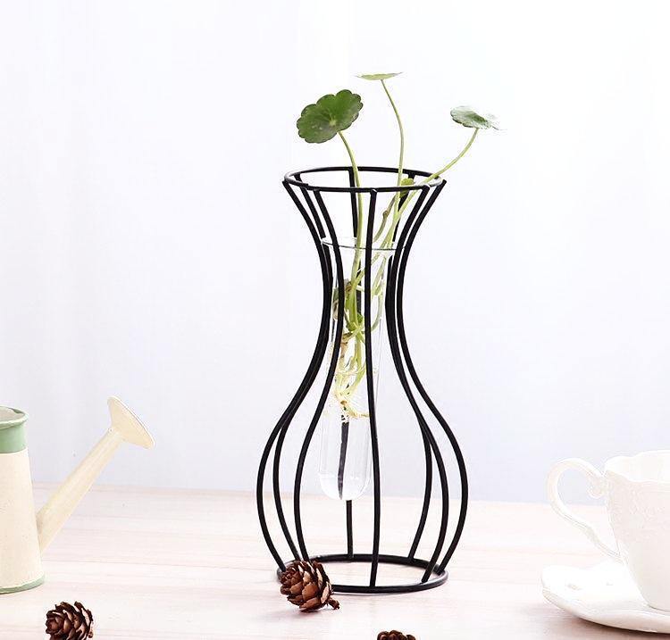 Geometric Iron Curve Vases - Nordic Side - 