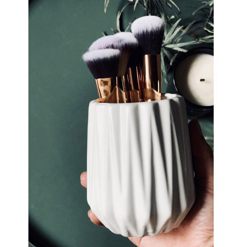 Geometric Brush Pot - Nordic Side - 