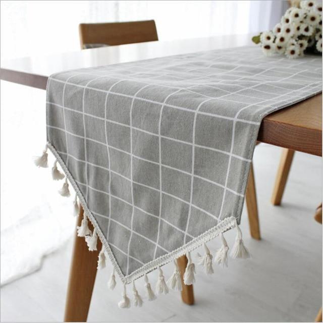 Zora - Modern Table Runner - Nordic Side - 05-29