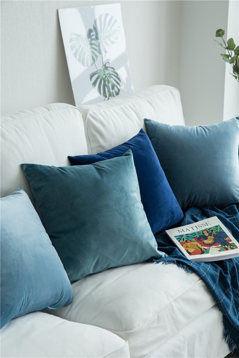 Silky Velvet Cushion Cover - Nordic Side - 