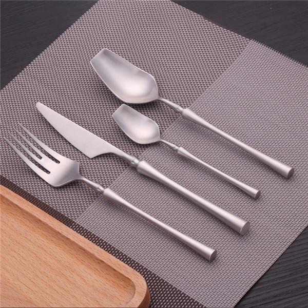 Antique Metal Cutlery Set - Nordic Side - 