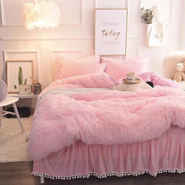 Luxury Faux Fur Bedding - Nordic Side - 