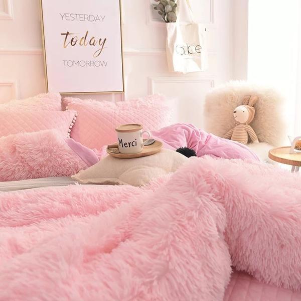 Luxury Faux Fur Bedding - Nordic Side - 