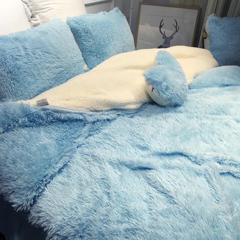 Luxury Fluffy 4 Pieces Bedding Set - Nordic Side - 